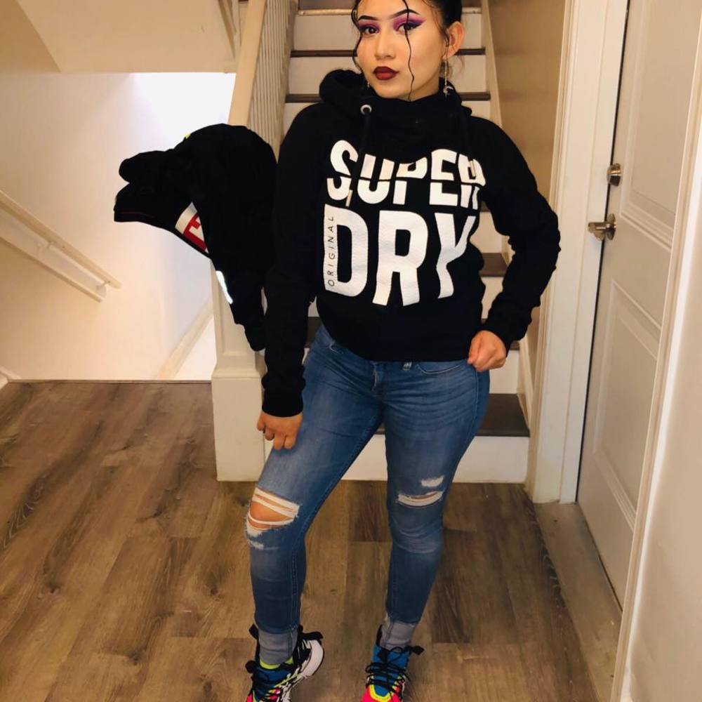 Meet your Posher, Lokota